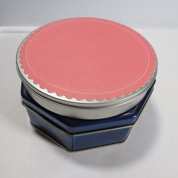 small storage (2) metal tins in excellent condition, easy to open, small storage - Picture 12 of 12